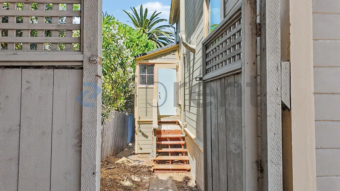 1 bed, 650 sqft, $1,750 — Photo 2