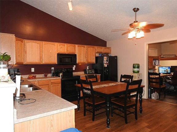 5th image of 4104 Del Mar Ln
