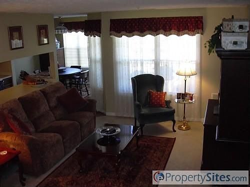 2nd image of 1714 Landmark Dr #2E