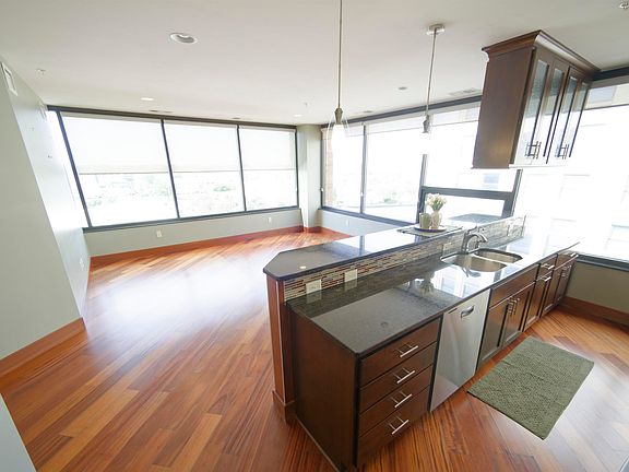 3rd image of 700 4th St Ste 501