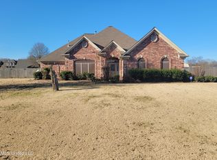 13165 Coldwater Dr, Olive Branch, MS 38654