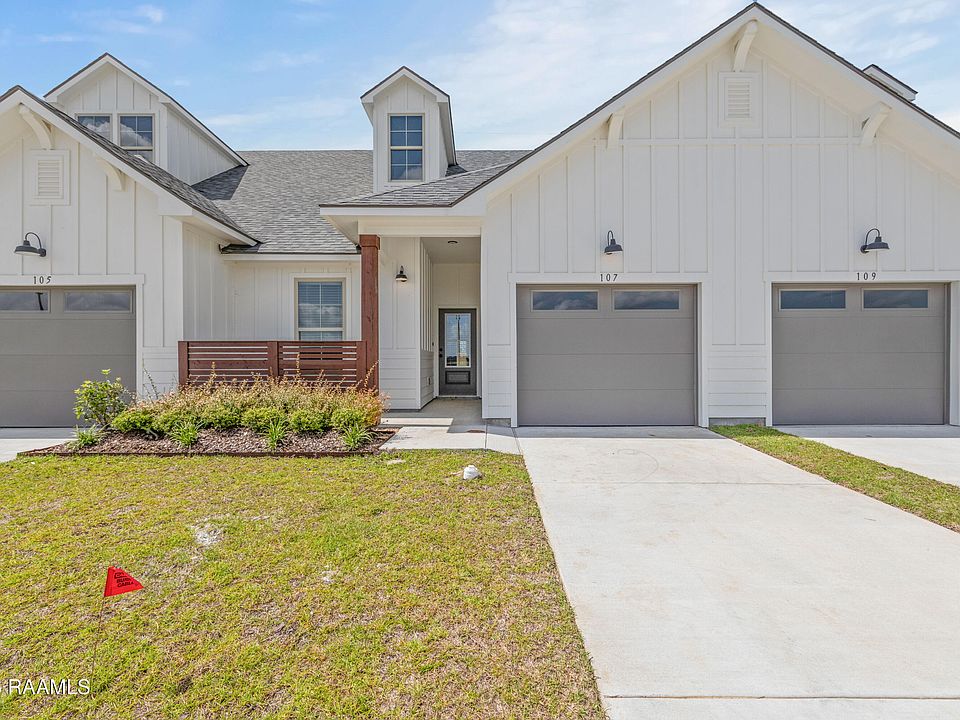 1st image of 107 Maplebrook Way