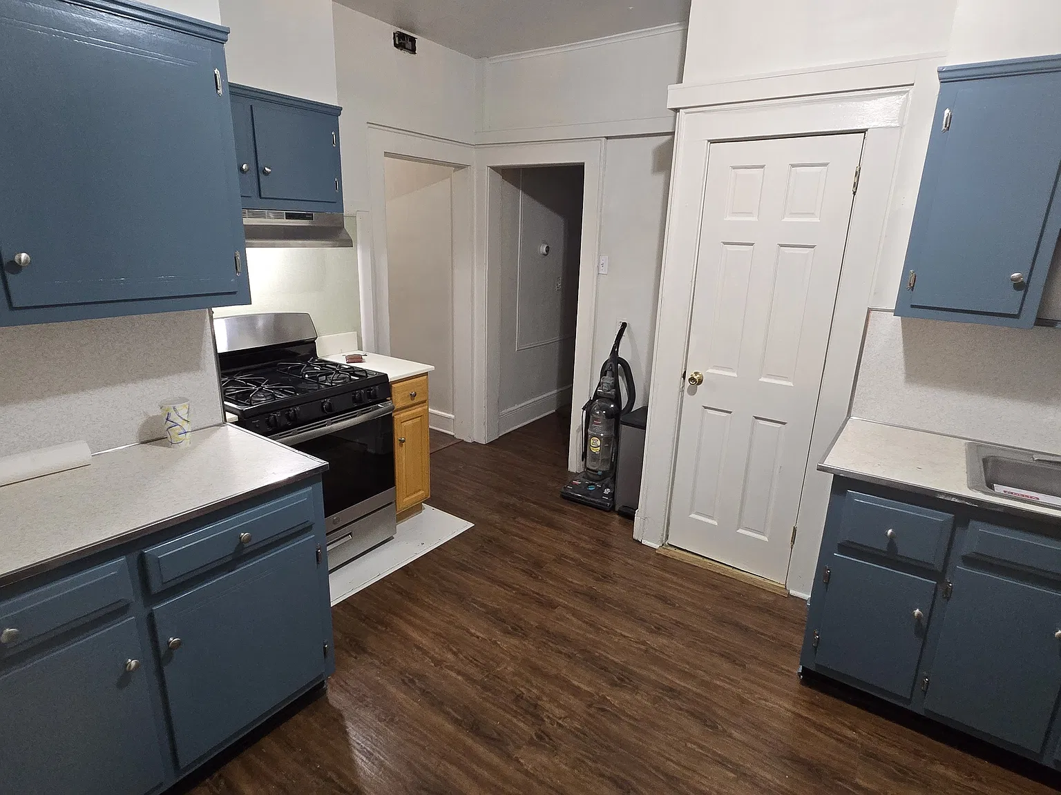 244 Lakeview Ave — Photo 3