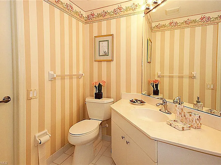 500 Lambiance Cir #5-104 — Photo 11