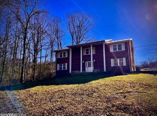 111 R And R Sawmill Rd, Harriman, TN 37748