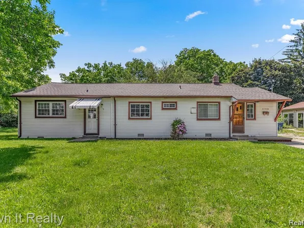 31529 Alpena Ct, Westland, MI 48186