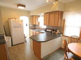 717 Killian Rd, Akron, OH 44319