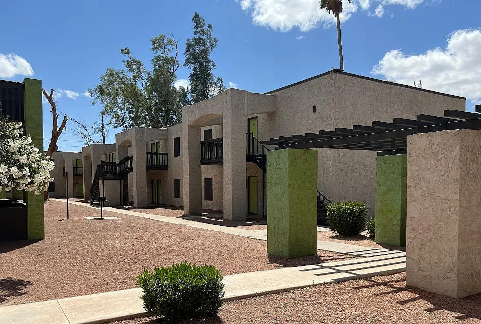 Sundowner Apartments