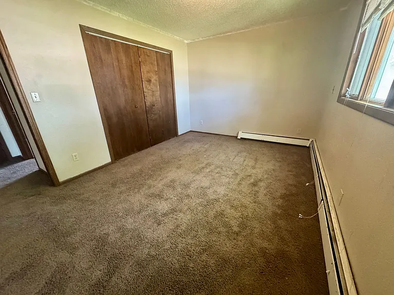 305 E East Ave — Photo 23