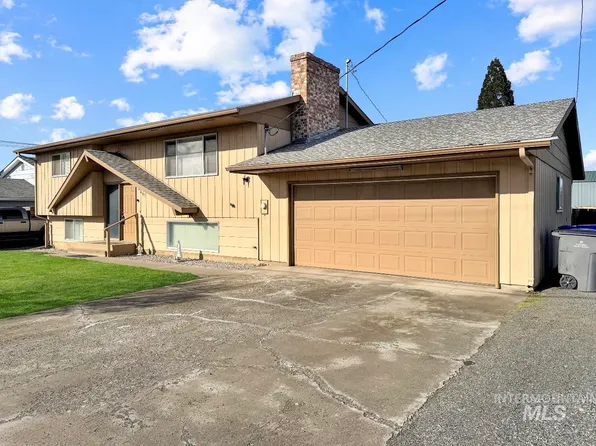 407 Linden Dr, Lewiston, ID 83501