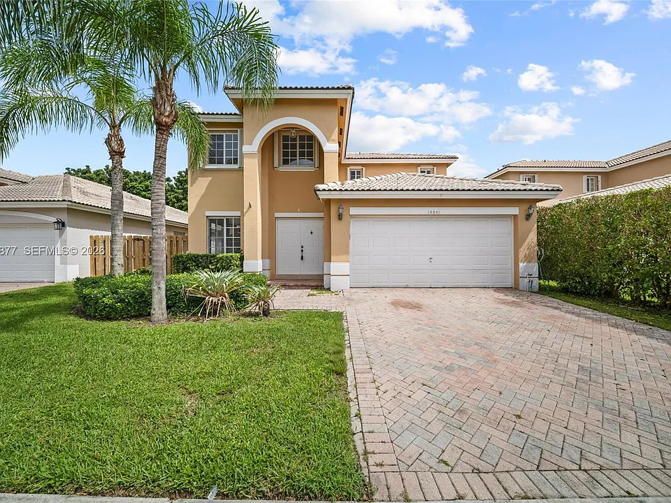 14041 SW 155th Ct