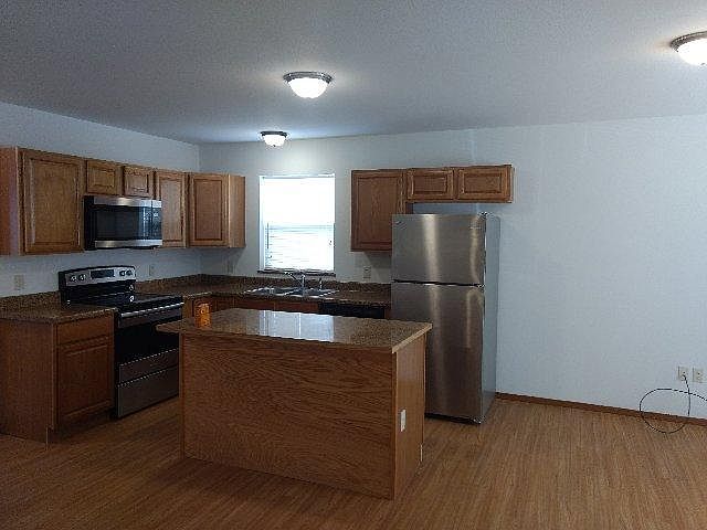 1st image of 903 11th St E Unit D3