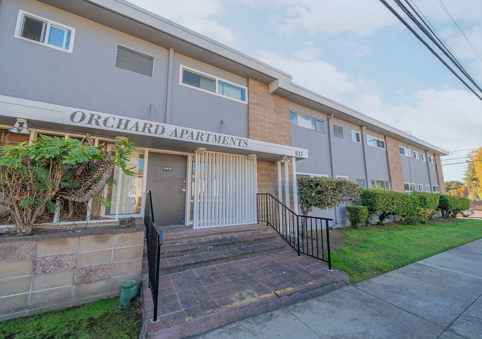 Orchard Apartments — Photo 1