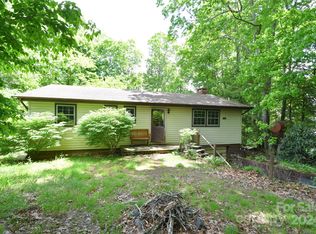 70 Redbird Ln, Newland, NC 28657