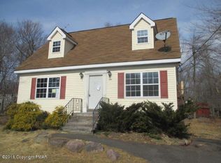 7904 Sleepy Hollow Dr, Tobyhanna, PA