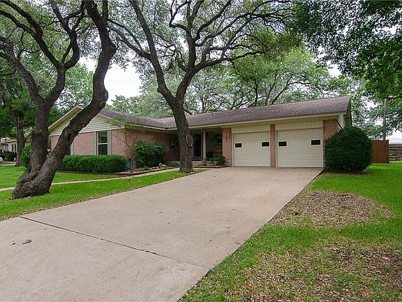 2nd image of 2107 Tejas Dr