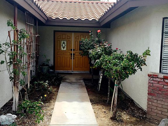 2nd image of 14859 Greenbriar Dr