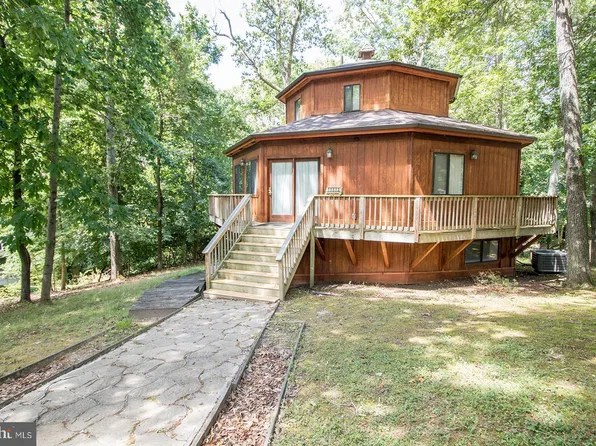 11513 Running Fox Cir, Lusby, MD 20657