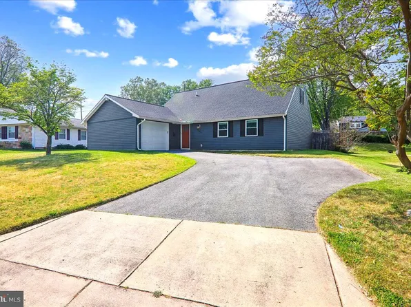 1606 Pittsfield Ln, Bowie, MD 20716