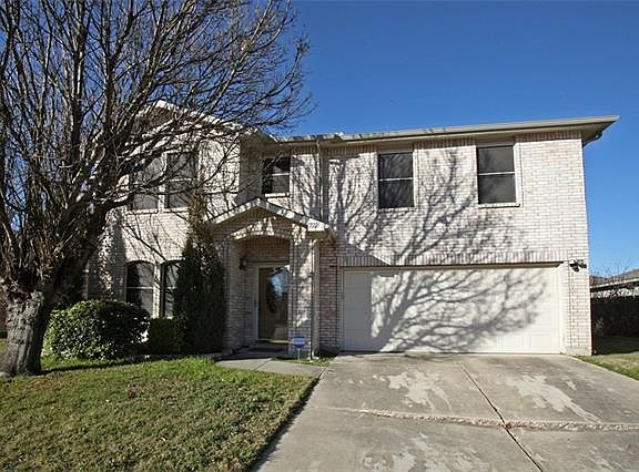 2nd image of 2221 Red Oak Dr