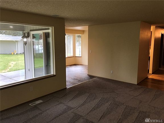 4th image of 7543 14th Ave NE