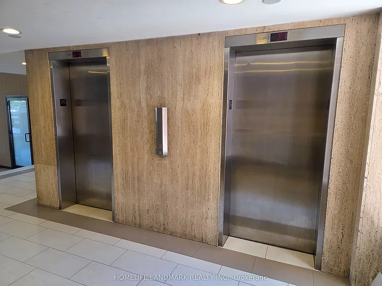 100 Leeward Glenway #301 — Photo 26