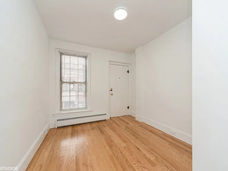 48 Clearway St #5 — Photo 8