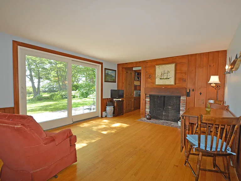 29 Fishers Ln — Photo 8