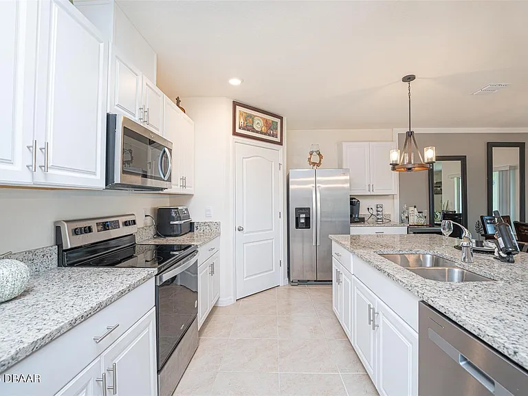 1326 Middle Lake Dr — Photo 22