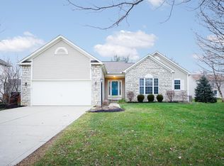 700 Manchester Dr, Pickerington, OH 43147