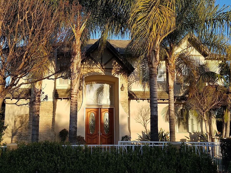 1st image of 810 S 2nd Ave