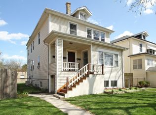 8717 Callie Ave APT 2, Morton Grove, IL 60053