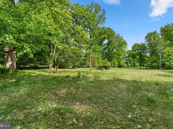 11900 Meylston Dr, Lutherville Timonium, MD 21093