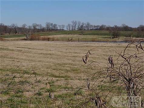 2nd image of 543 Dobbins Pike