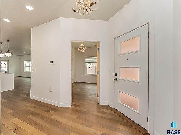 4th image of 7308 S Audie Ave