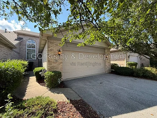 74 Odyssey Dr Photo 1