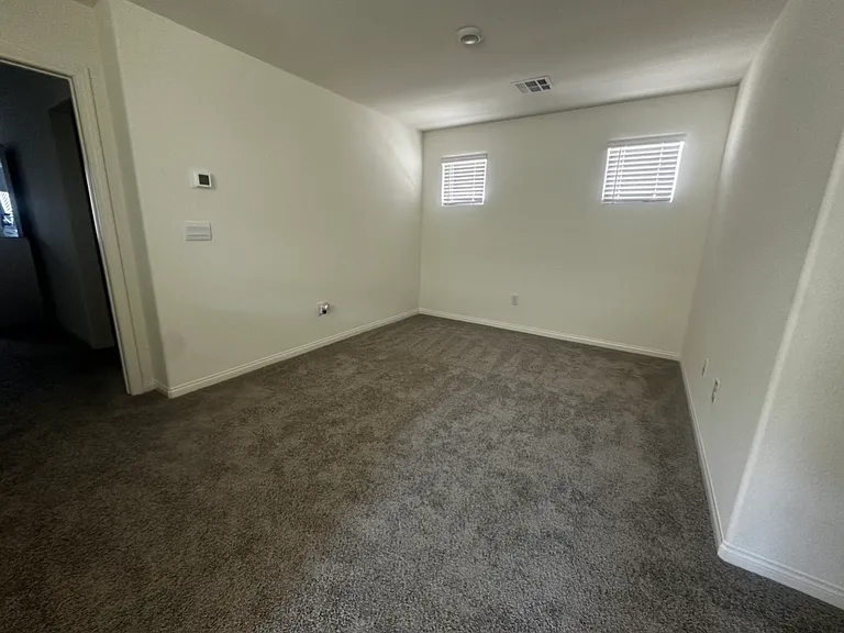 2625 Snapdragon Falls Ave — Photo 4