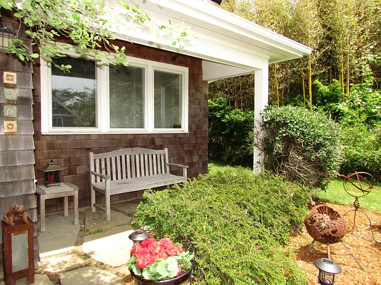 26 Hoppin Ave — Photo 1