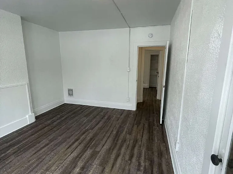 126-136 S Spring Ave #136 — Photo 30