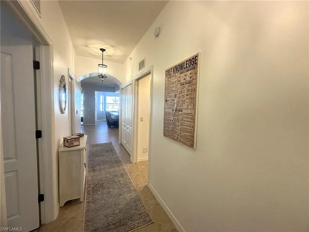 2 bed, 2.0 bath, 1252 sqft, $5,200 — Photo 3