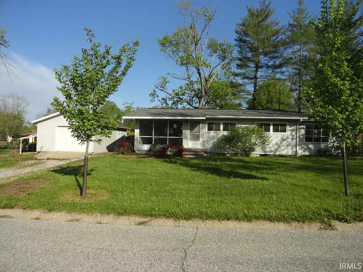 209 N Ridgeview Dr photo 1
