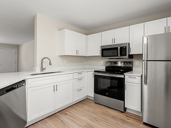 Brnad new homes feature upgraded finishes and stainless steel appliances