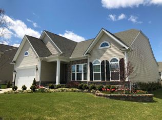 2031 E Gardenia Dr, Pataskala, OH 43062