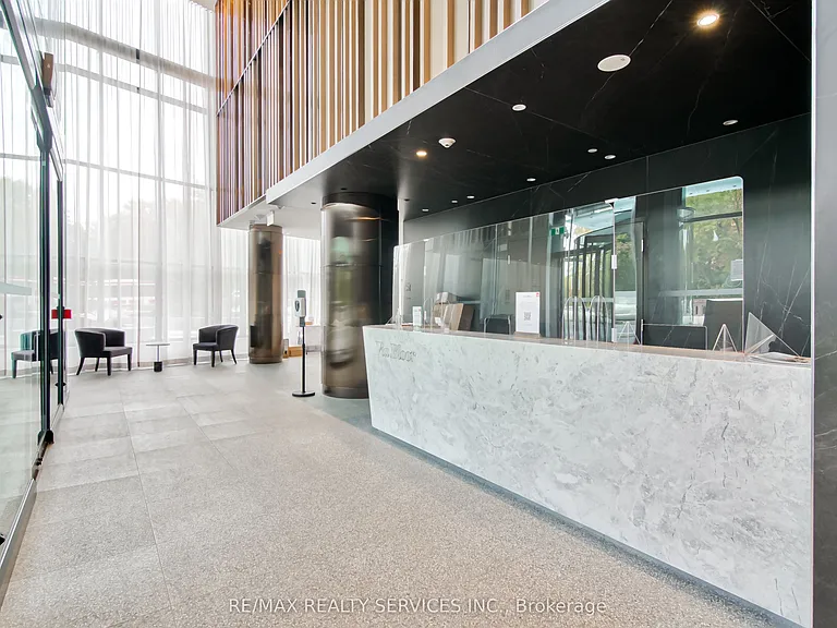585 Bloor St E #2321 — Photo 29