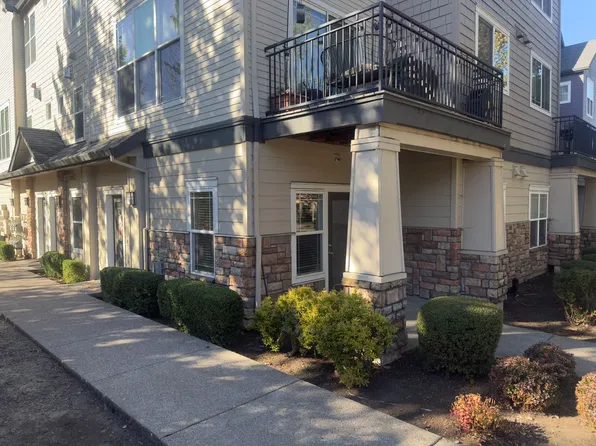 102 NE Canvasback Way #102, Hillsboro, OR 97006