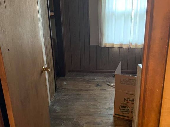5th image of 2262 E Boatfield Ave
