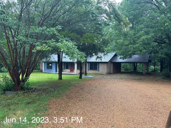 911 County Road 379, Greenwood, MS 38930