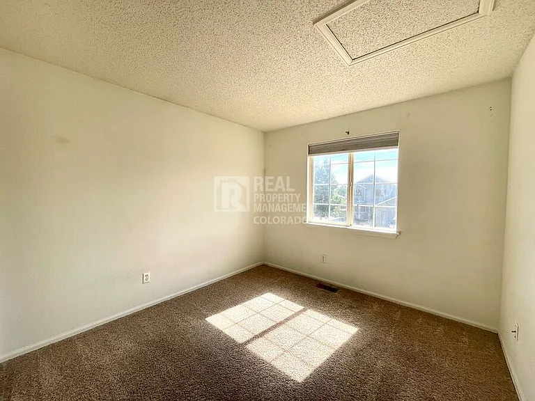 4347 S Halifax St — Photo 13