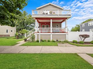 3532 Prairie Ave, Brookfield, IL 60513