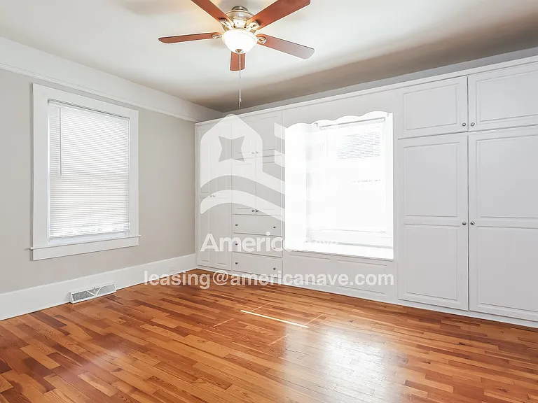 14887_010_wm_-_main_bedroom_13267177.jpg